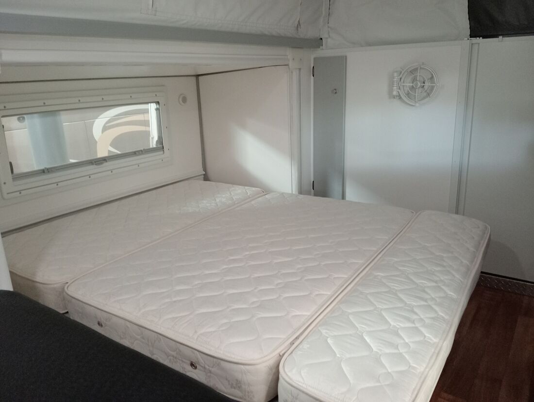 2011 Lifestyle Camper 