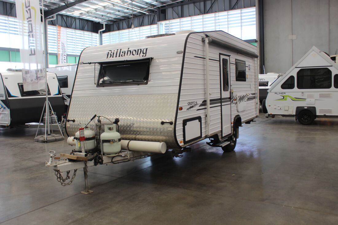 2016 Billabong Grove