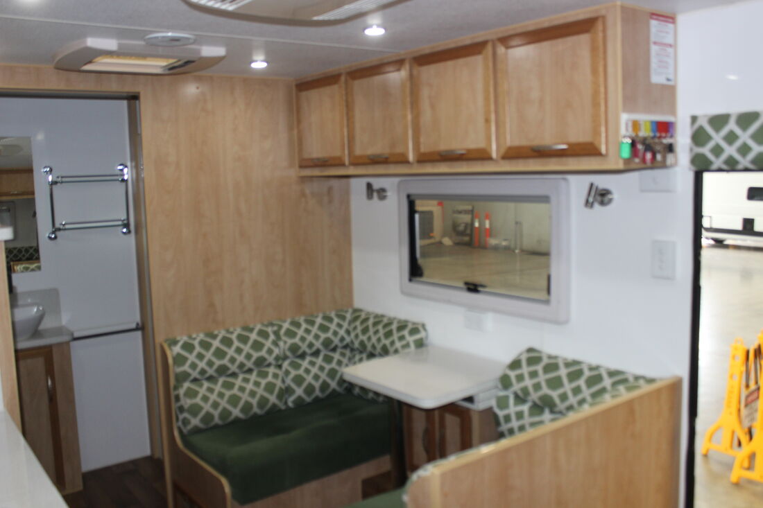 2016 Billabong Grove