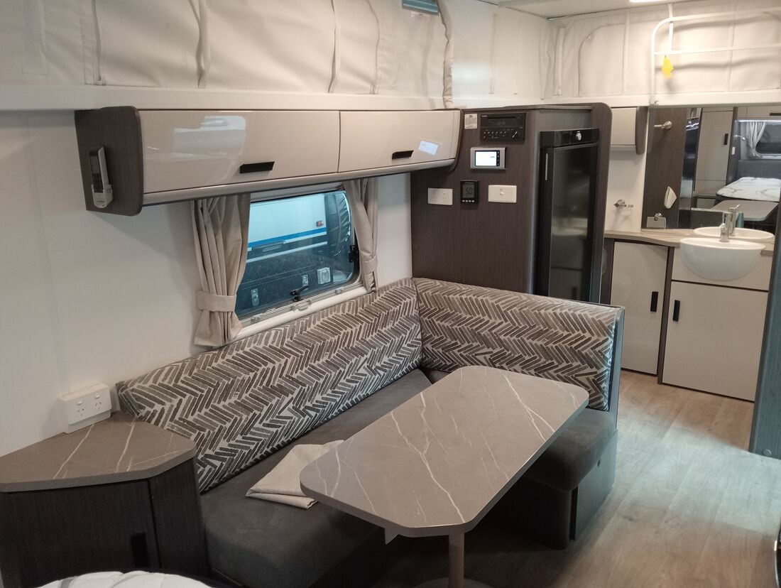 2020 Jayco Journey 1755 8 DX