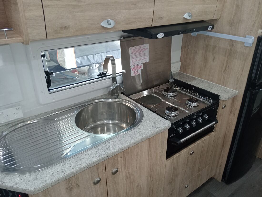 2019 AVAN Aspire 555PT