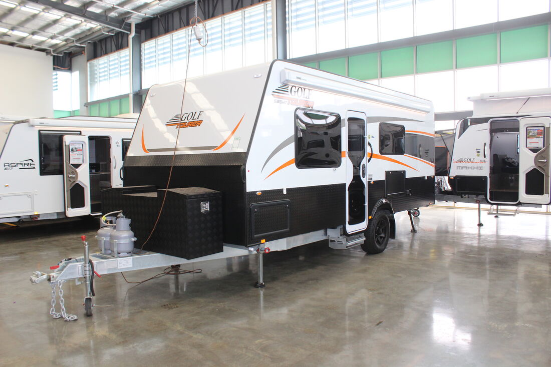 2023 GOLF Tourer 556 HT