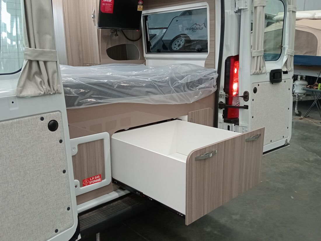 2025 AVAN Applause 600 2