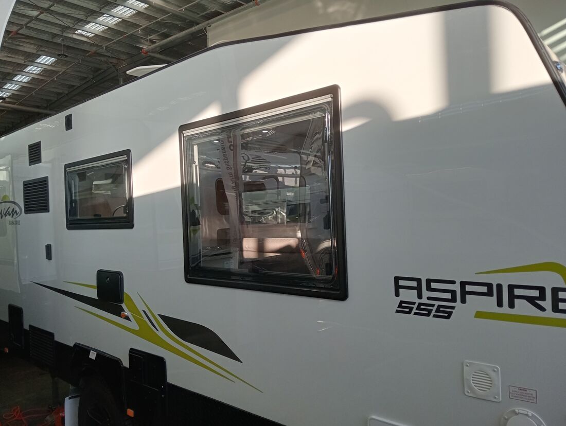 2025 AVAN Aspire 555HT Adventure Pack