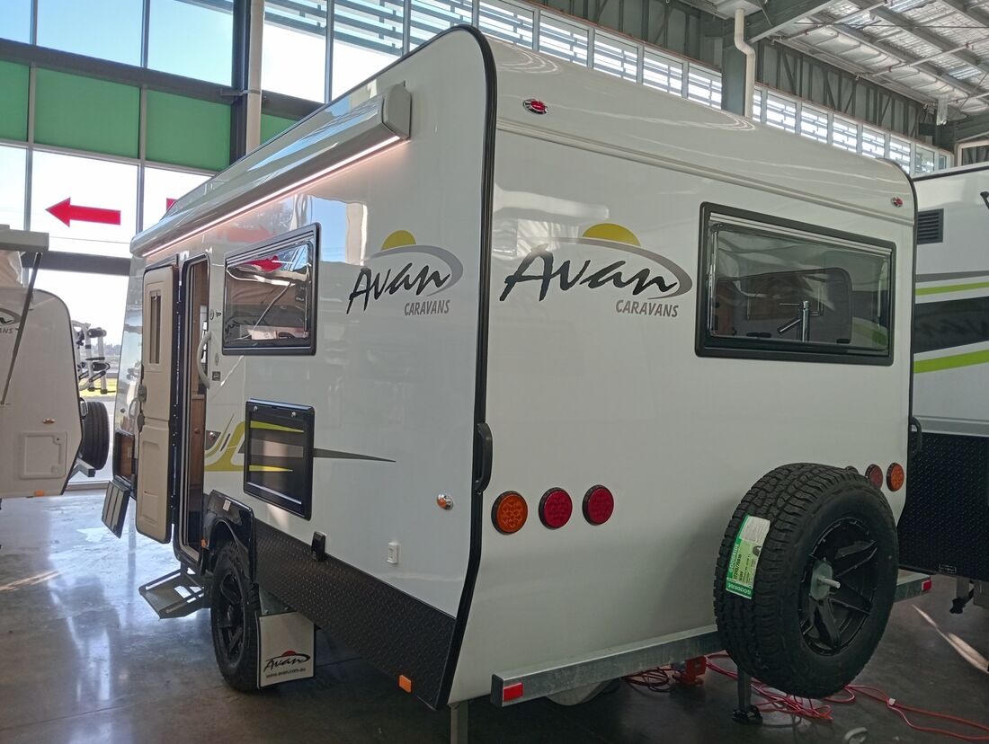2025 AVAN Aspire 555HT Adventure Pack
