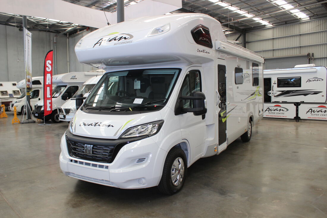 Avan Ovation M6 C Class