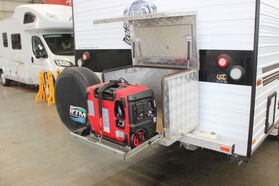 2016 Billabong Grove