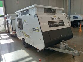 2019 AVAN Aspire 402 Pop Top