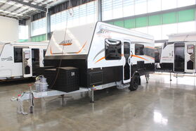 2023 GOLF Tourer 556 HT