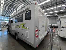 2024 Avan Ovation M10