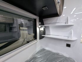 2024 Avan Ovation M10