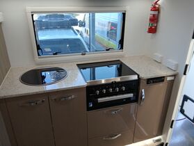 2024 Golf Savannah 563 HT
