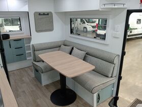 2025 AVAN Aspire 555HT