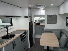 2025 AVAN Aspire 555 HT