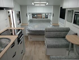 2025 AVAN Aspire 572 HT