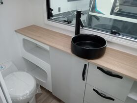 2025 AVAN Aspire 572 HT